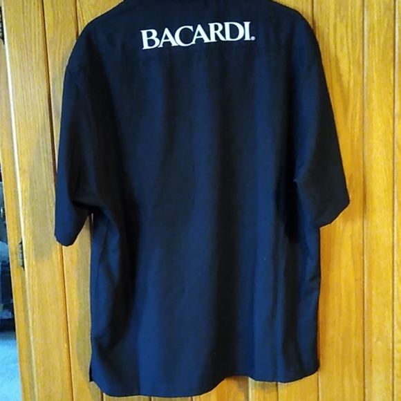 NWT Bacardi Rum Button Up - Picture 4 of 5